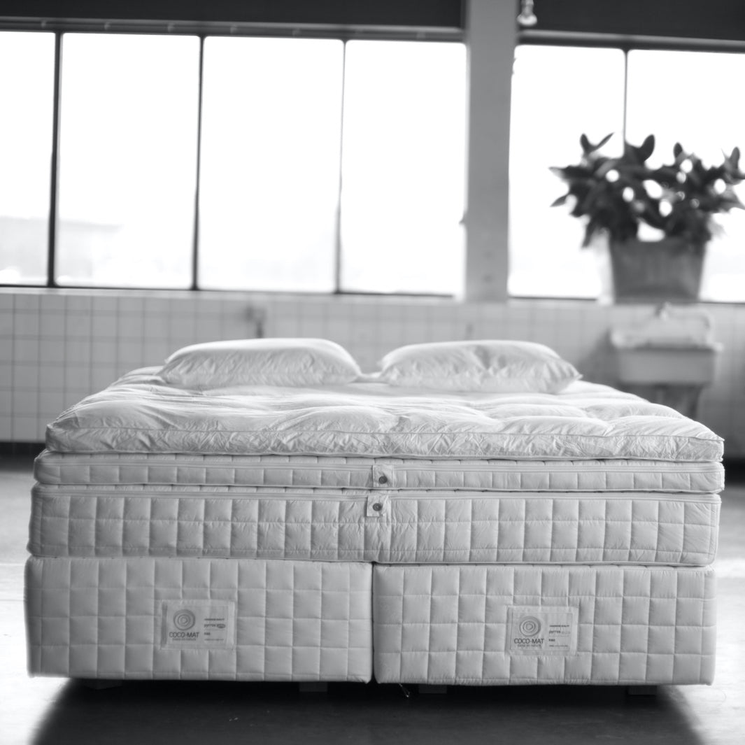 COCO-MAT Iviskos Topper on 4-Layer System