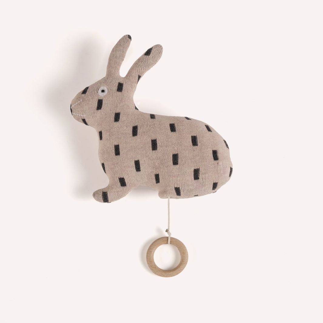 Peluche berceuse lapin